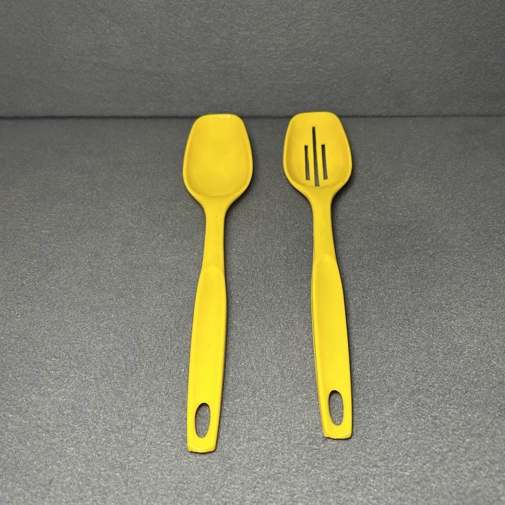 Vintage Foley Orange-Yellow Nylon Slotted & Solid‎ Serving Spoon Lot of 2 USA - Picture 2 of 5